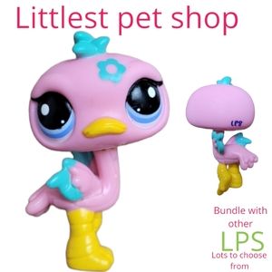 Hasbro Littlest Pet Shop Pink flamingo teal accents blue eyes collectible rare